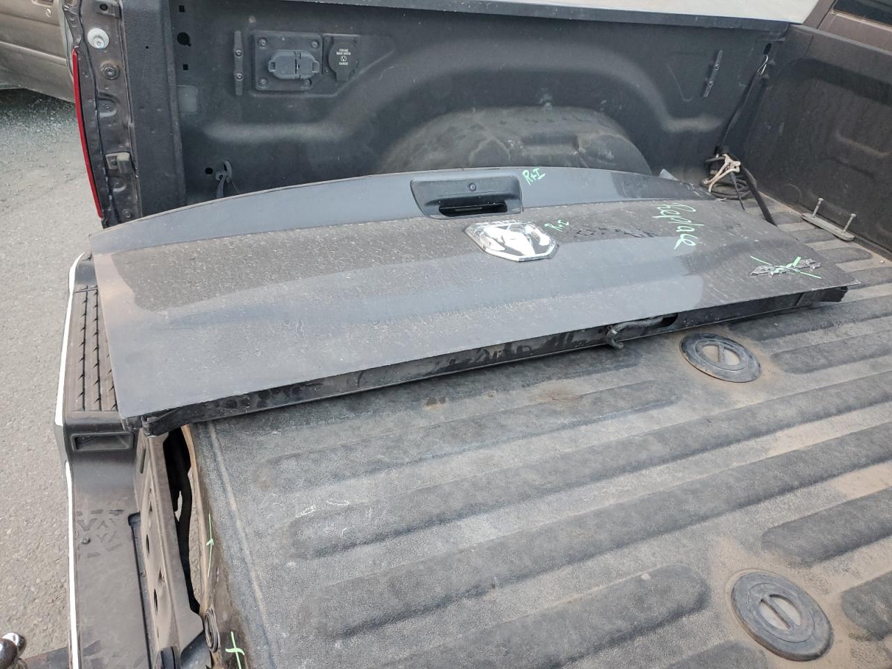 Ram 3500 Tradesman Image 13