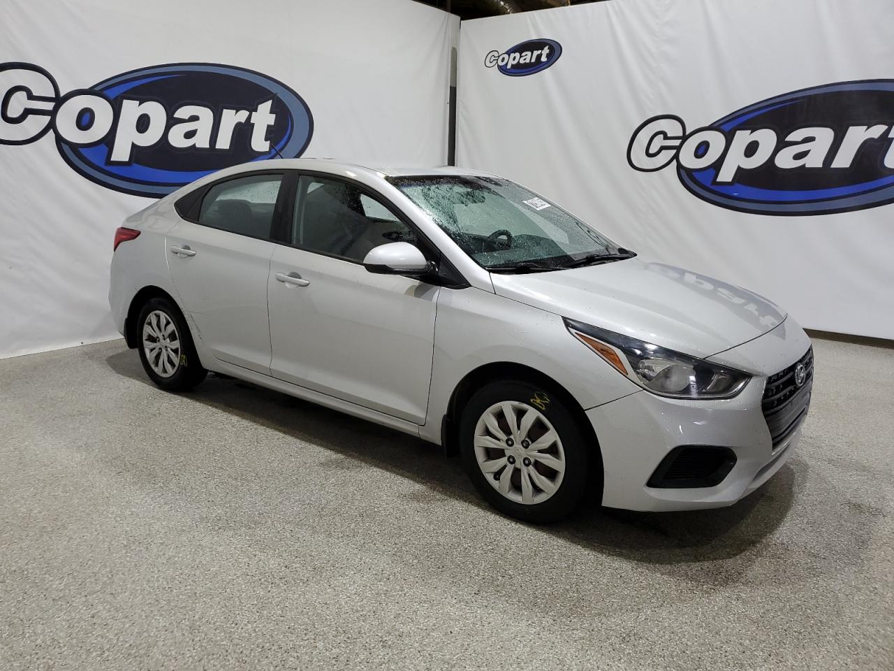 Hyundai ACCENT Se Image 2