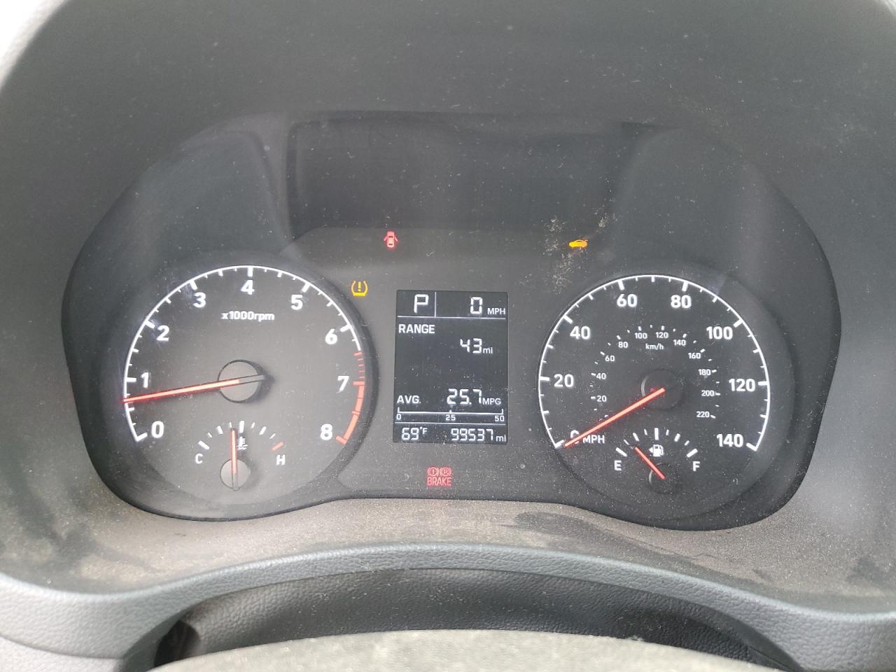 Hyundai ACCENT Se Image 11