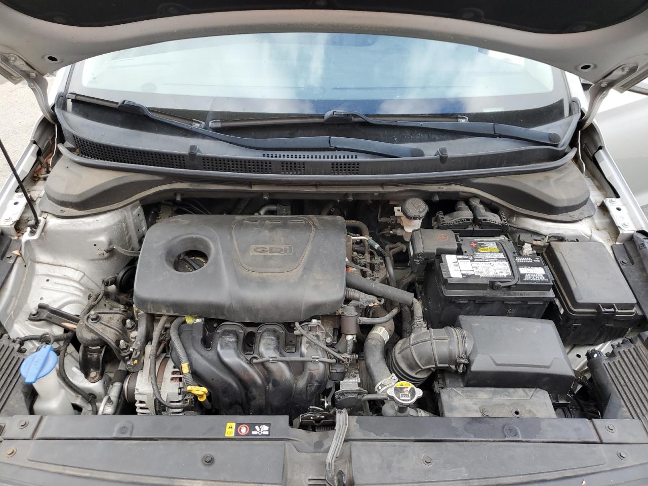 Hyundai ACCENT Se Image 9