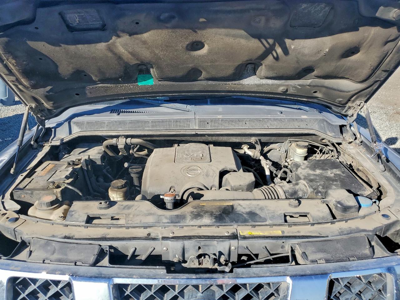 Nissan Titan Xe Image 12