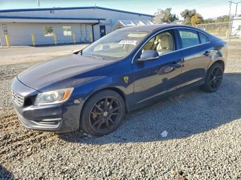  Salvage Volvo S60