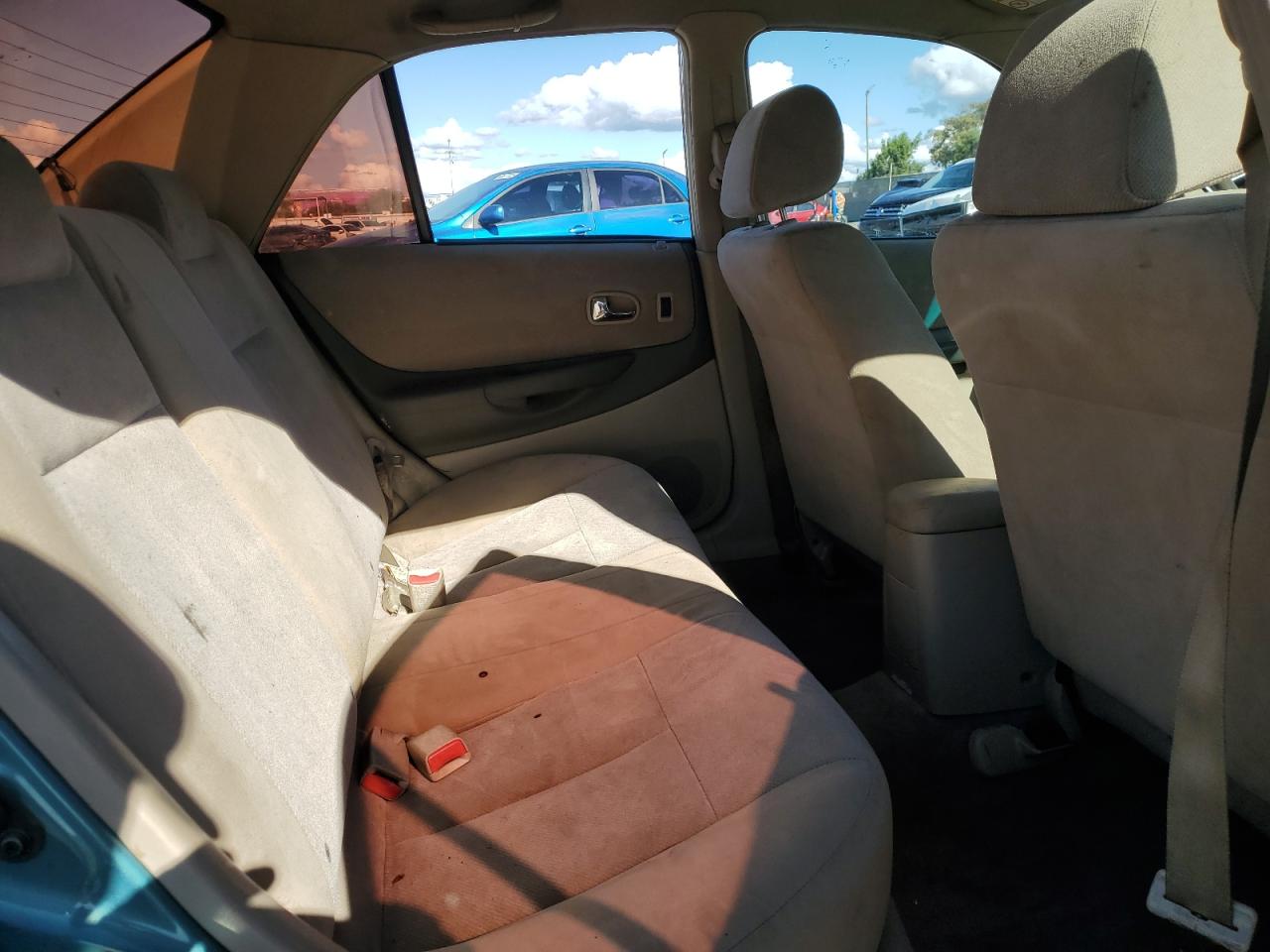 Mazda Protege Dx Image 11