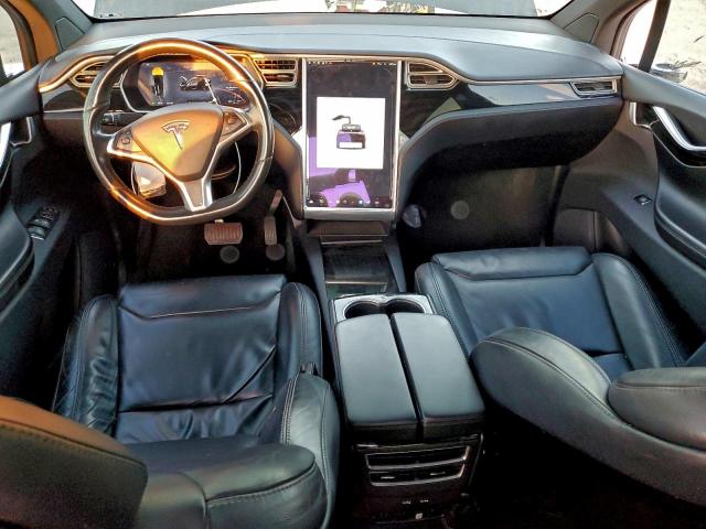 Tesla Model X Image 12