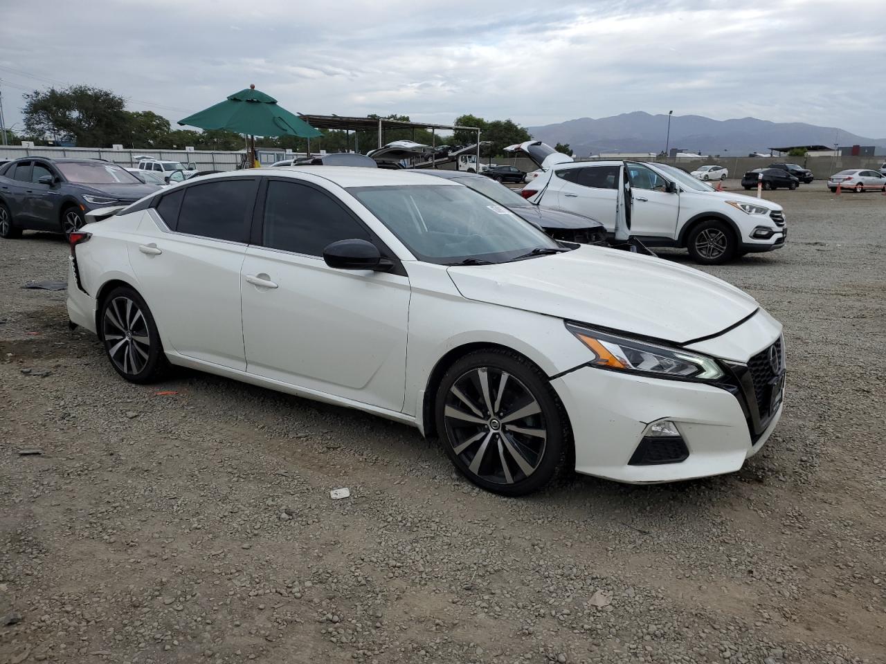 Nissan Altima Sr Image 4