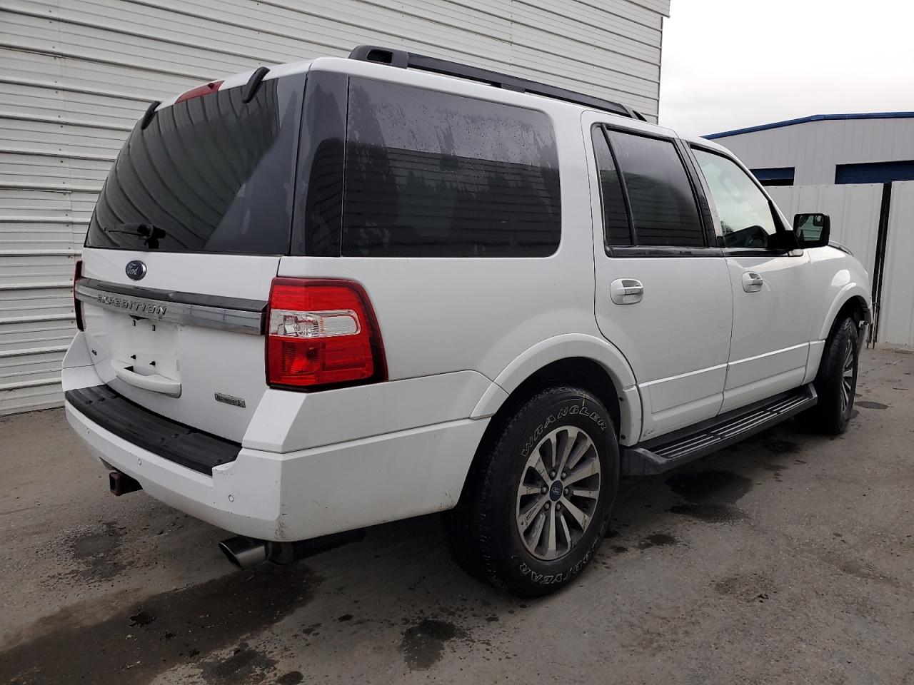 Ford Expedition Xlt Image 11