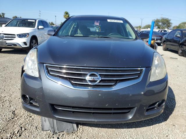 Nissan Altima Base Image 7