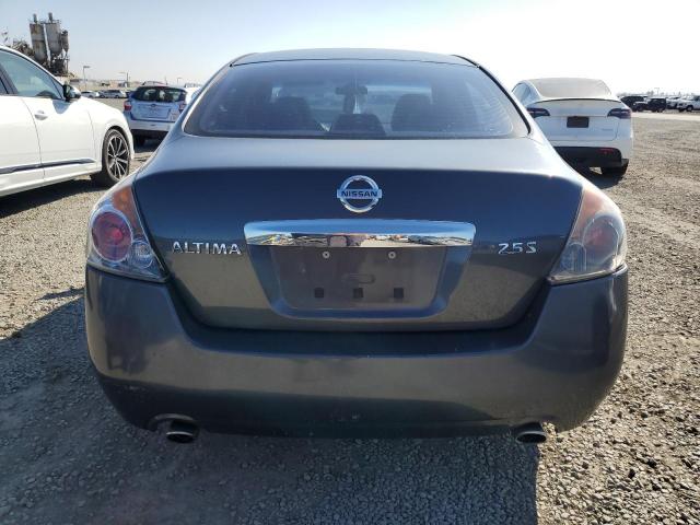 Nissan Altima Base Image 8