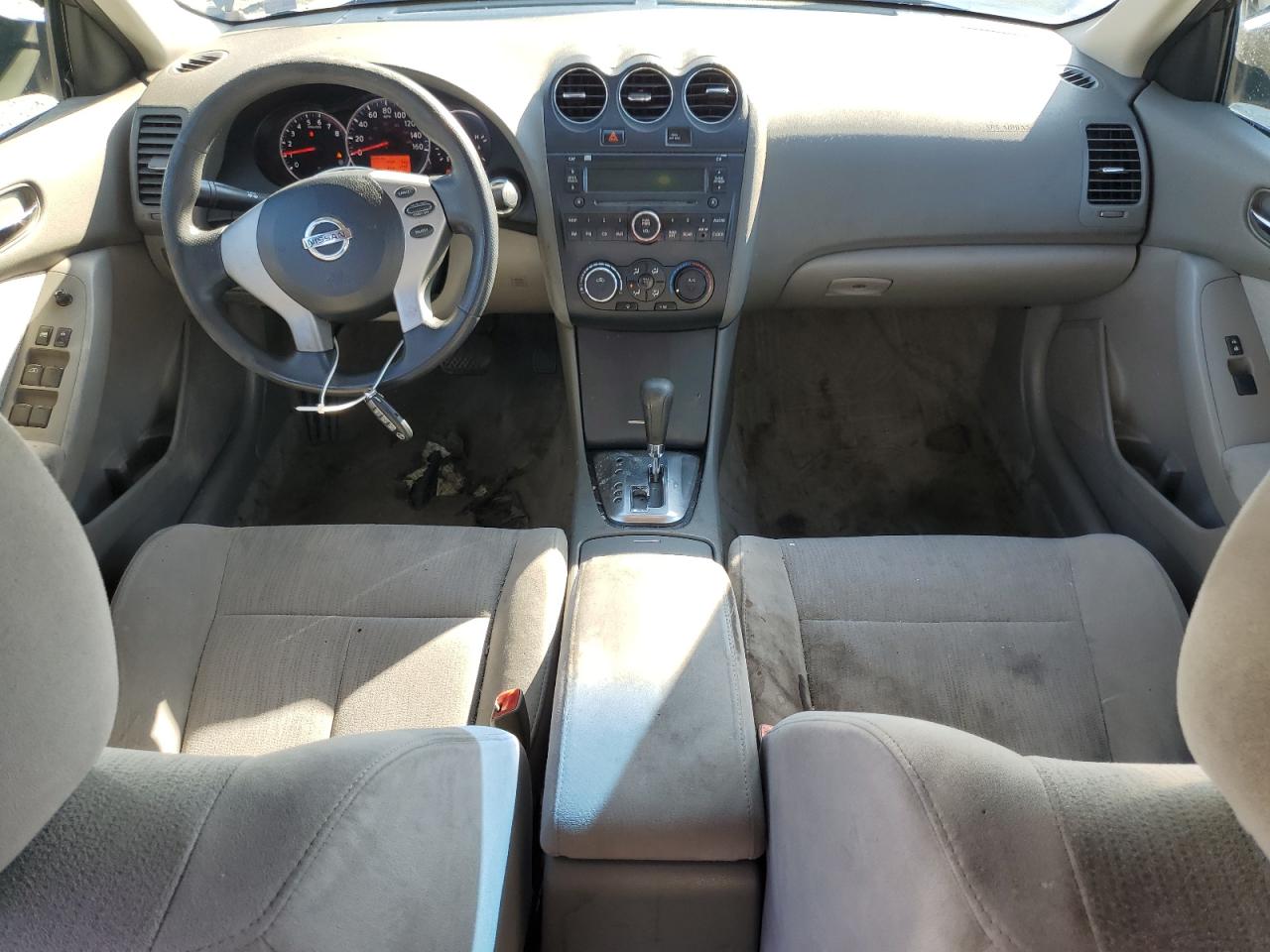 Nissan Altima Base Image 10