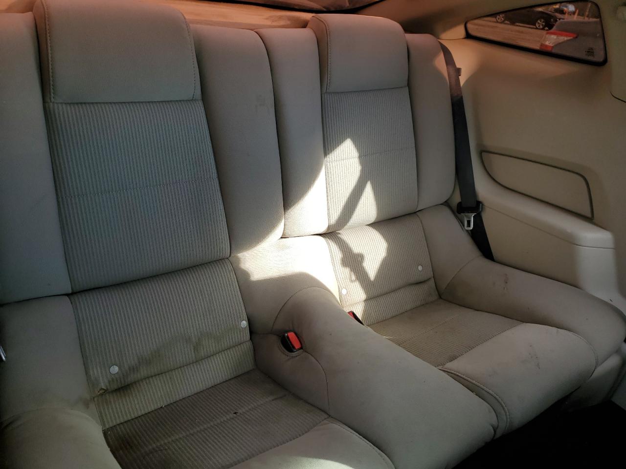 Ford Mustang Image 9