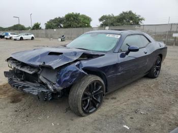  Salvage Dodge Challenger