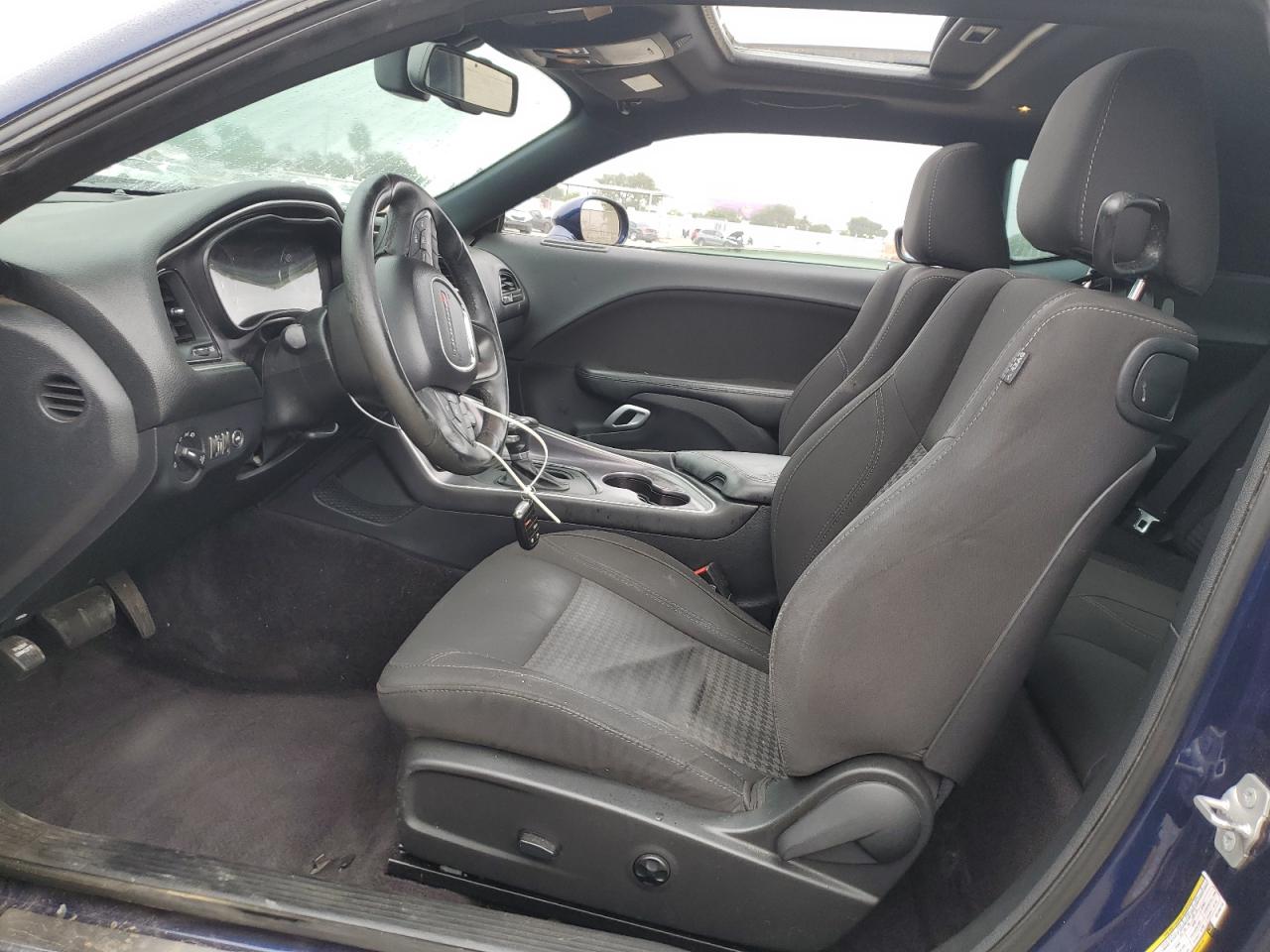 Dodge Challenger R/t Image 10