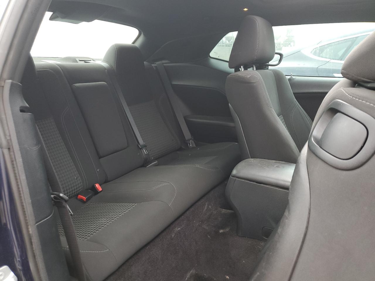 Dodge Challenger R/t Image 13