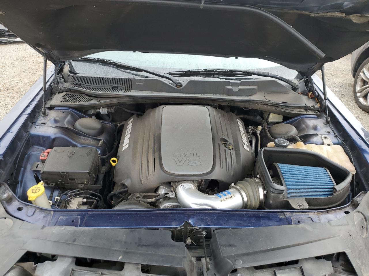 Dodge Challenger R/t Image 6