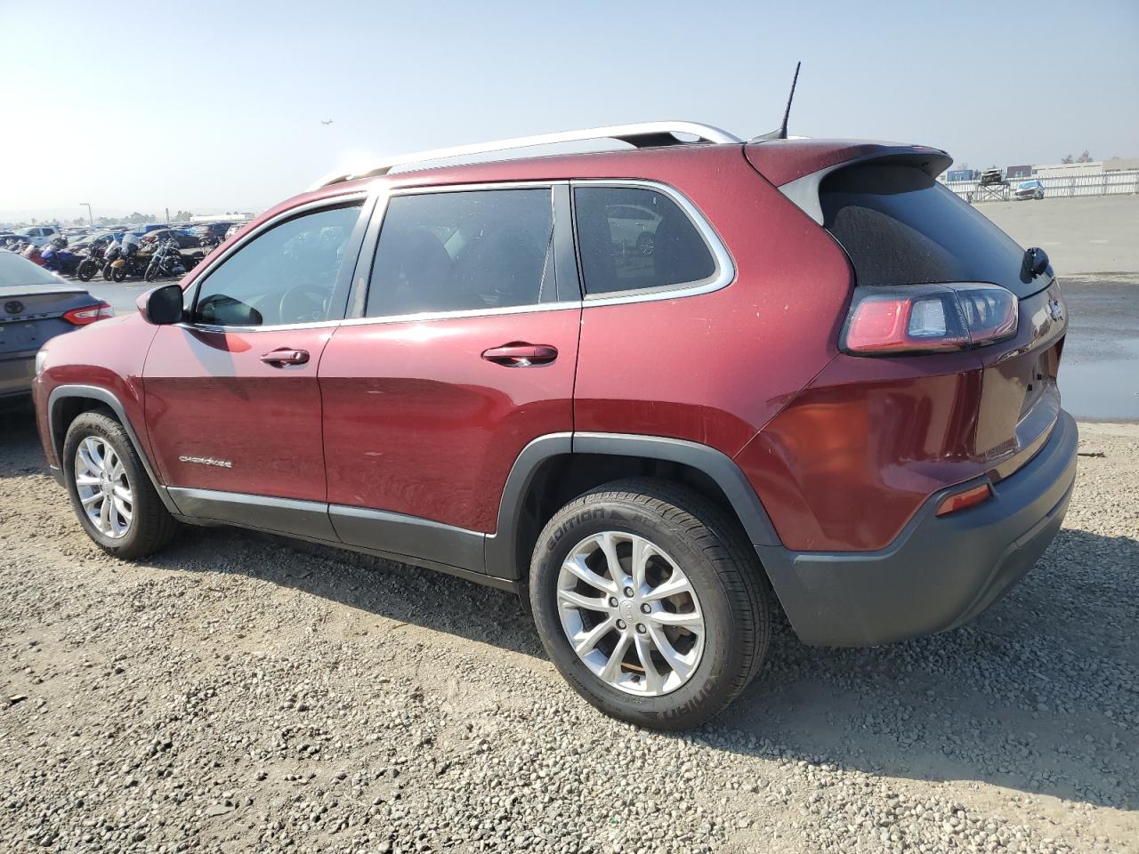 Jeep Grand Cherokee Latitude Image 2