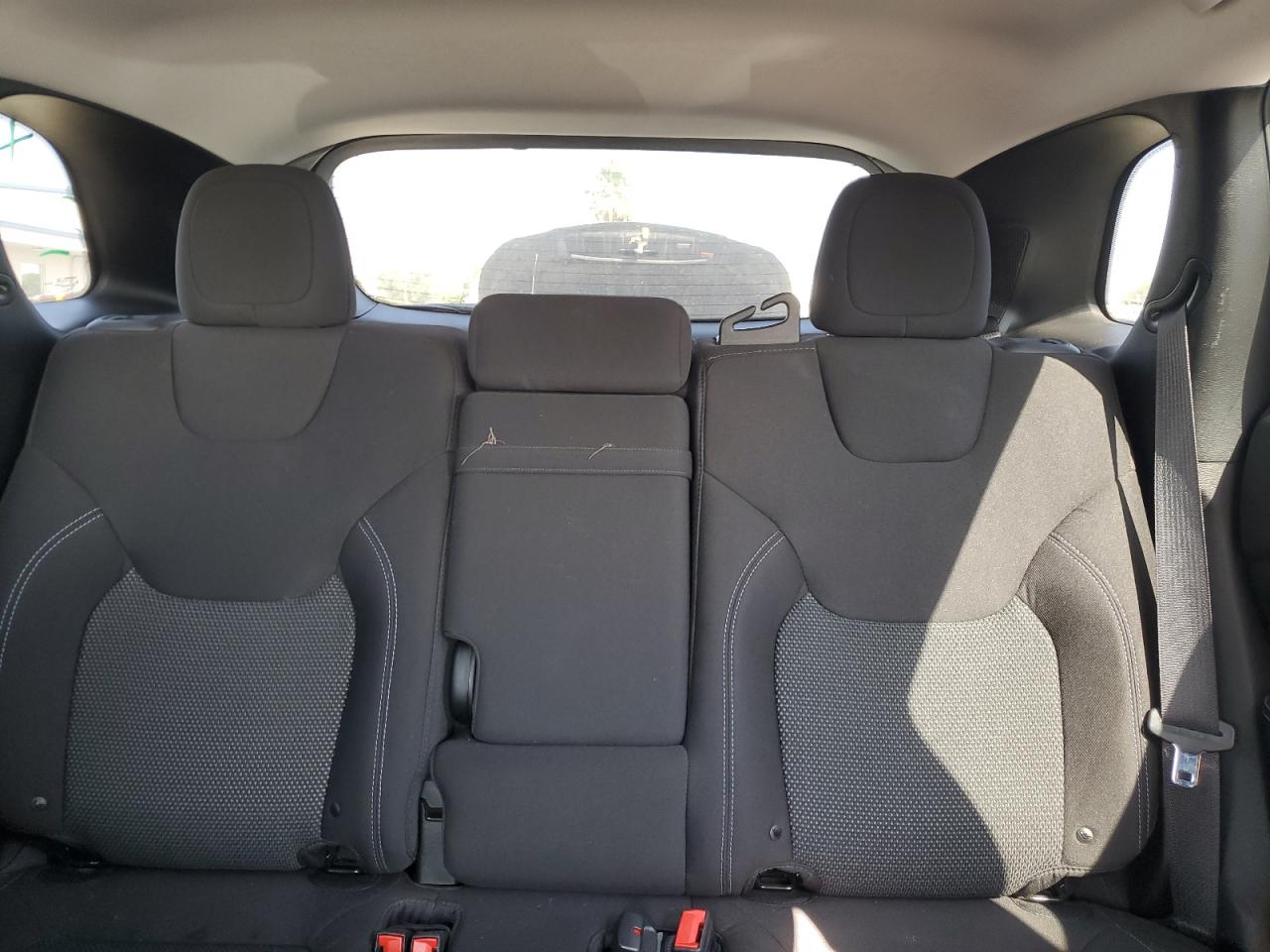 Jeep Grand Cherokee Latitude Image 13