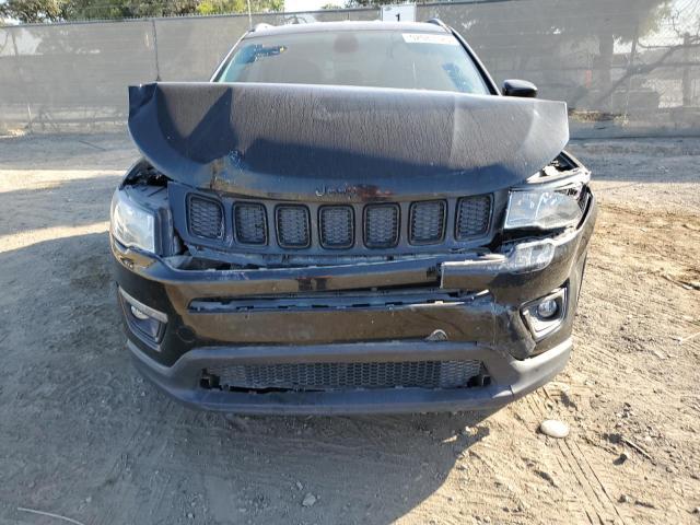 Jeep Compass Latitude Image 2