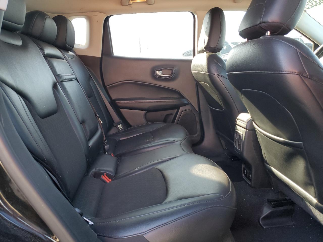 Jeep Compass Latitude Image 12