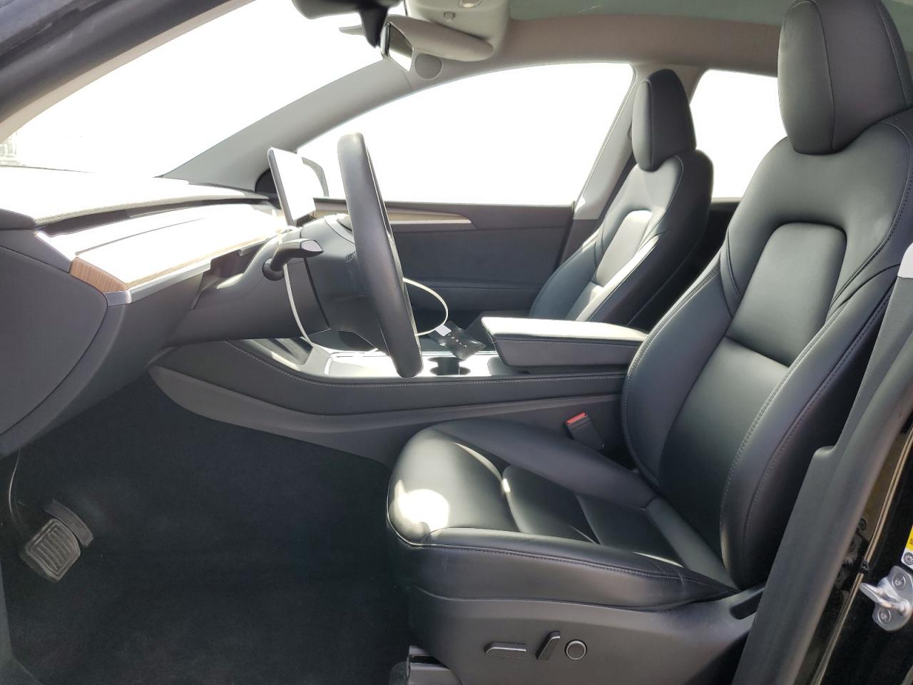Tesla Model Y Image 4
