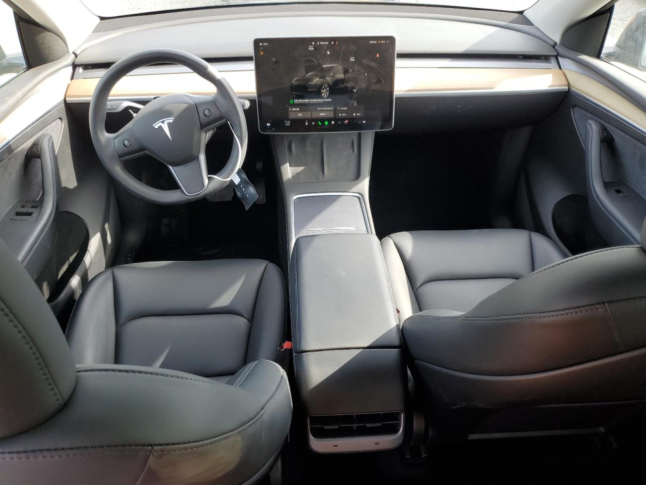 Tesla Model Y Image 12