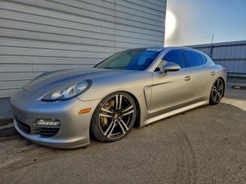  Salvage Porsche Panamera