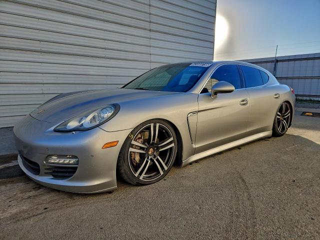  Salvage Porsche Panamera