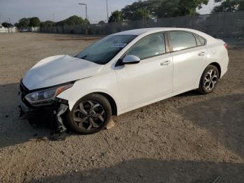  Salvage Kia Forte