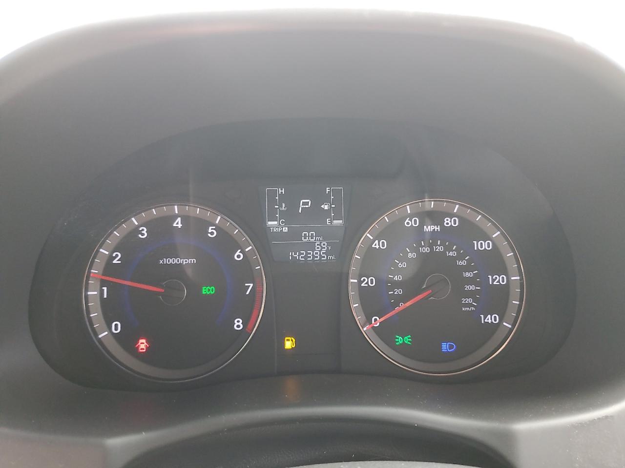 Hyundai ACCENT Gls Image 5