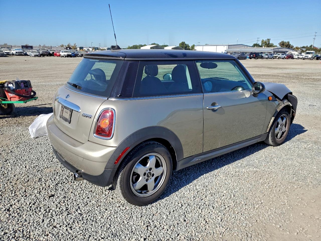 MINI Cooper Image 8