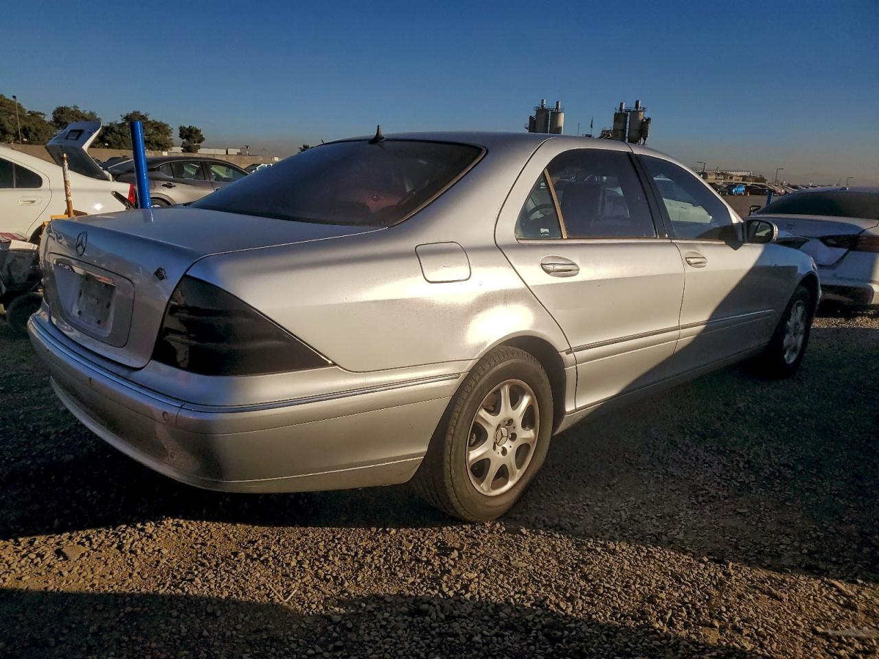 Mercedes-Benz S-Class 430 Image 2