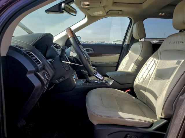 Ford Explorer Platinum Image 6