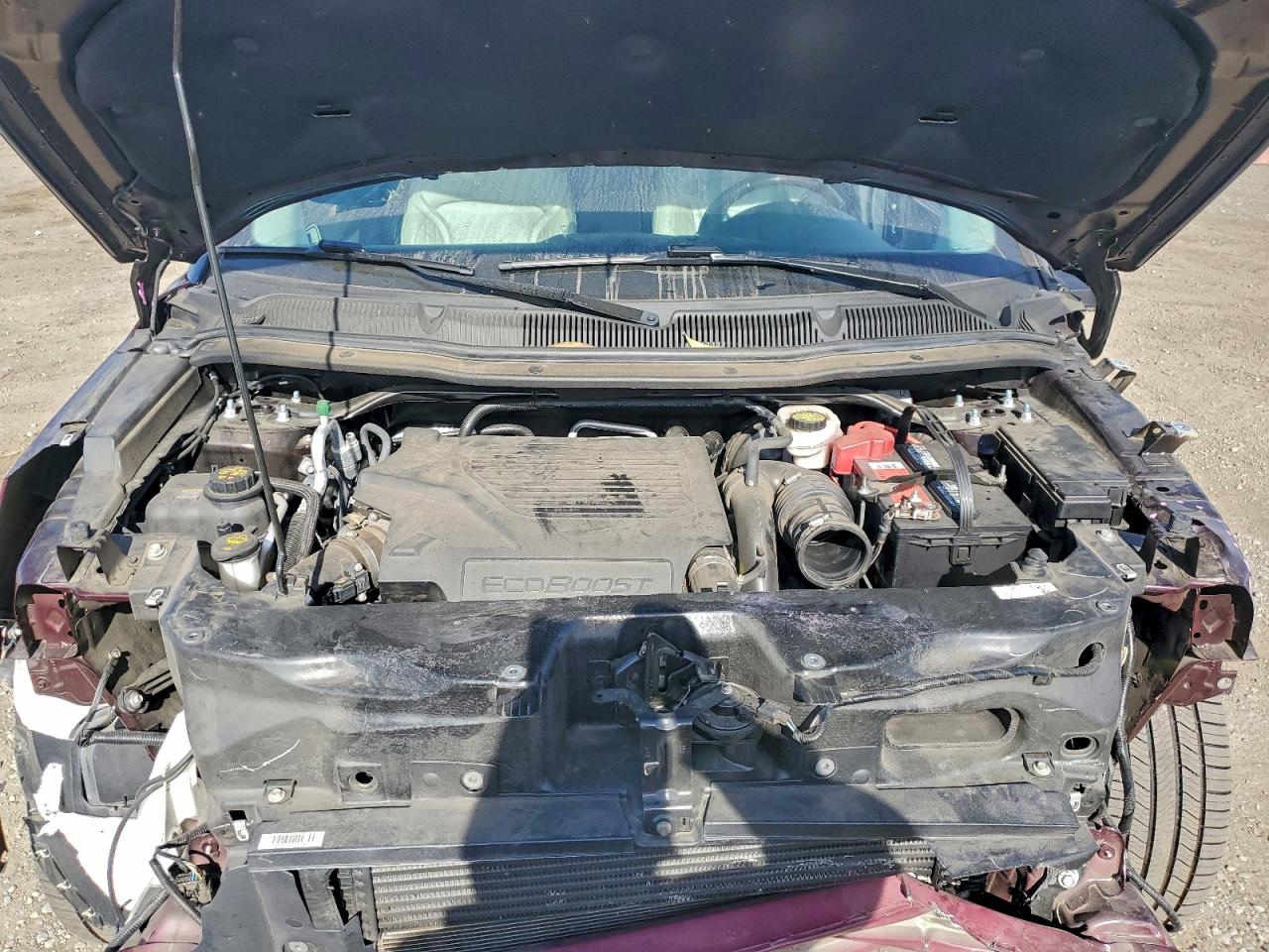 Ford Explorer Platinum Image 13