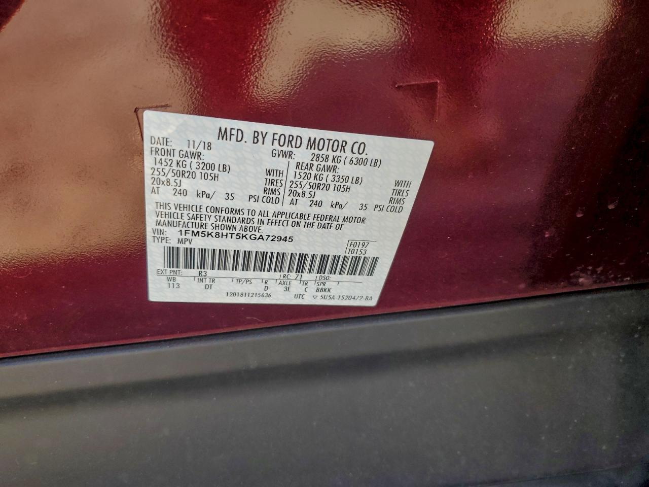 Ford Explorer Platinum Image 12