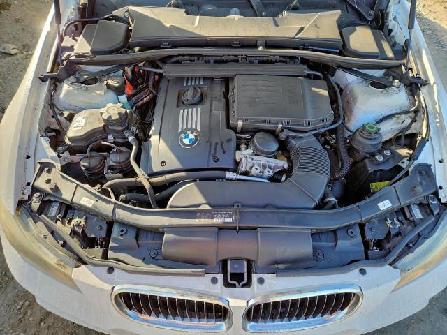 BMW 3 Series I Image 13