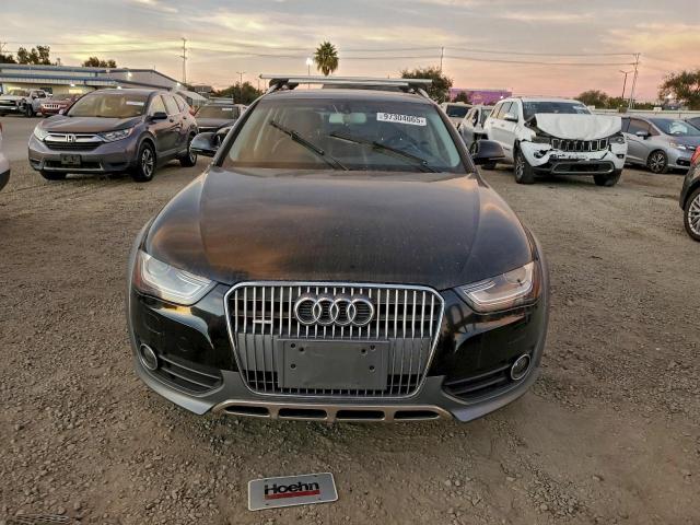 Audi A4 Premium Image 10