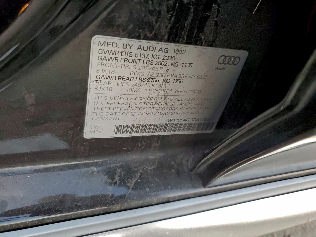 Audi A4 Premium Image 9