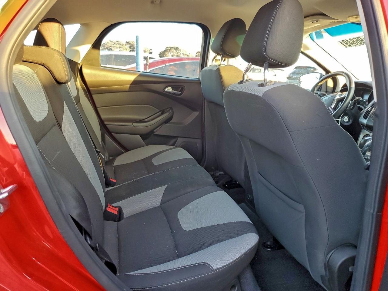 Ford Focus Se Image 4