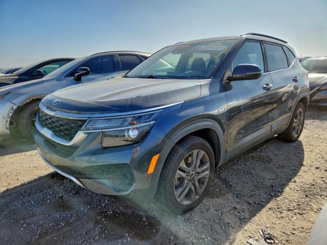  Salvage Kia Seltos