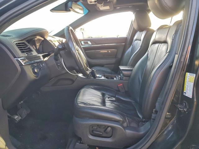 Lincoln MKS Image 10