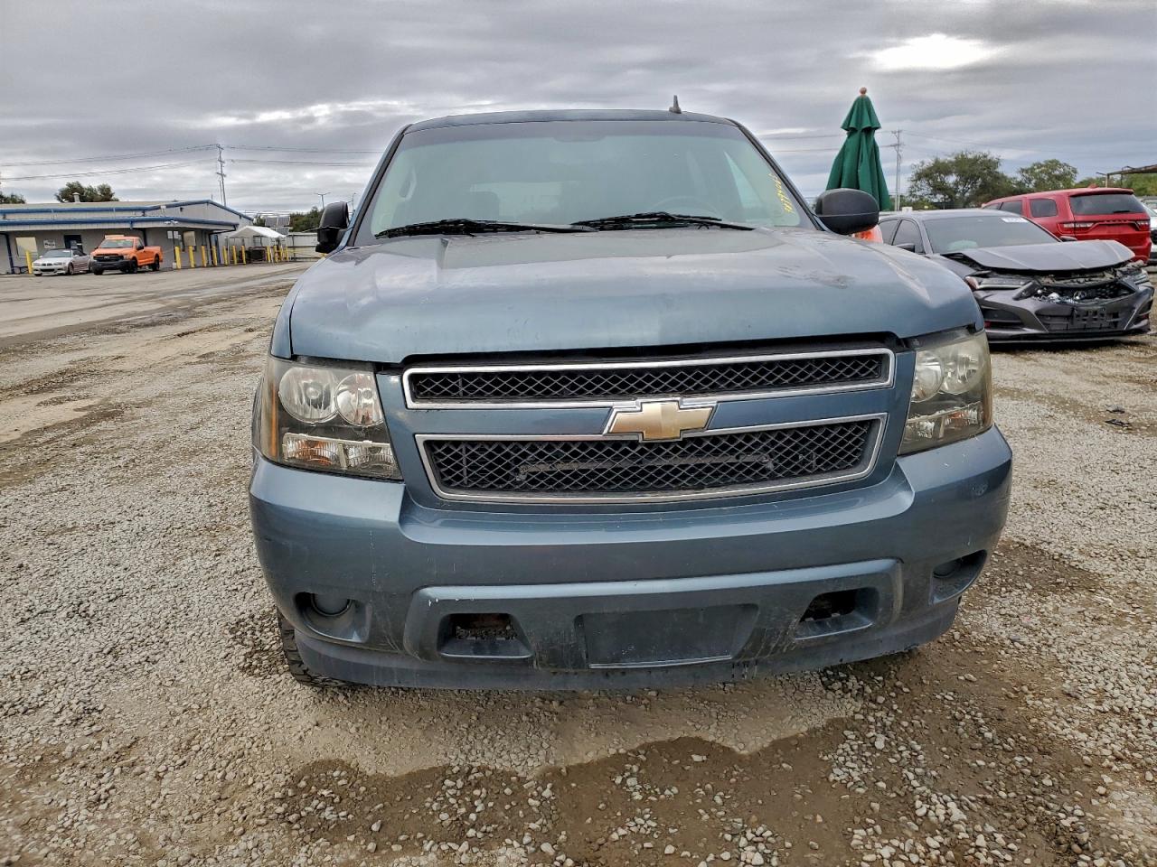 Chevrolet Tahoe C1500 Ls Image 7