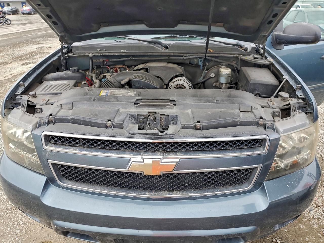 Chevrolet Tahoe C1500 Ls Image 12