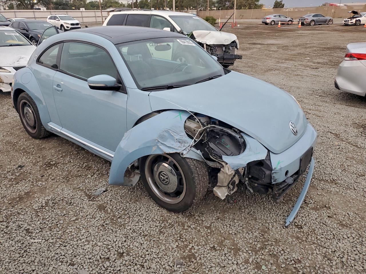 Volkswagen Beetle Image 7