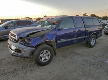  Salvage Toyota Tundra