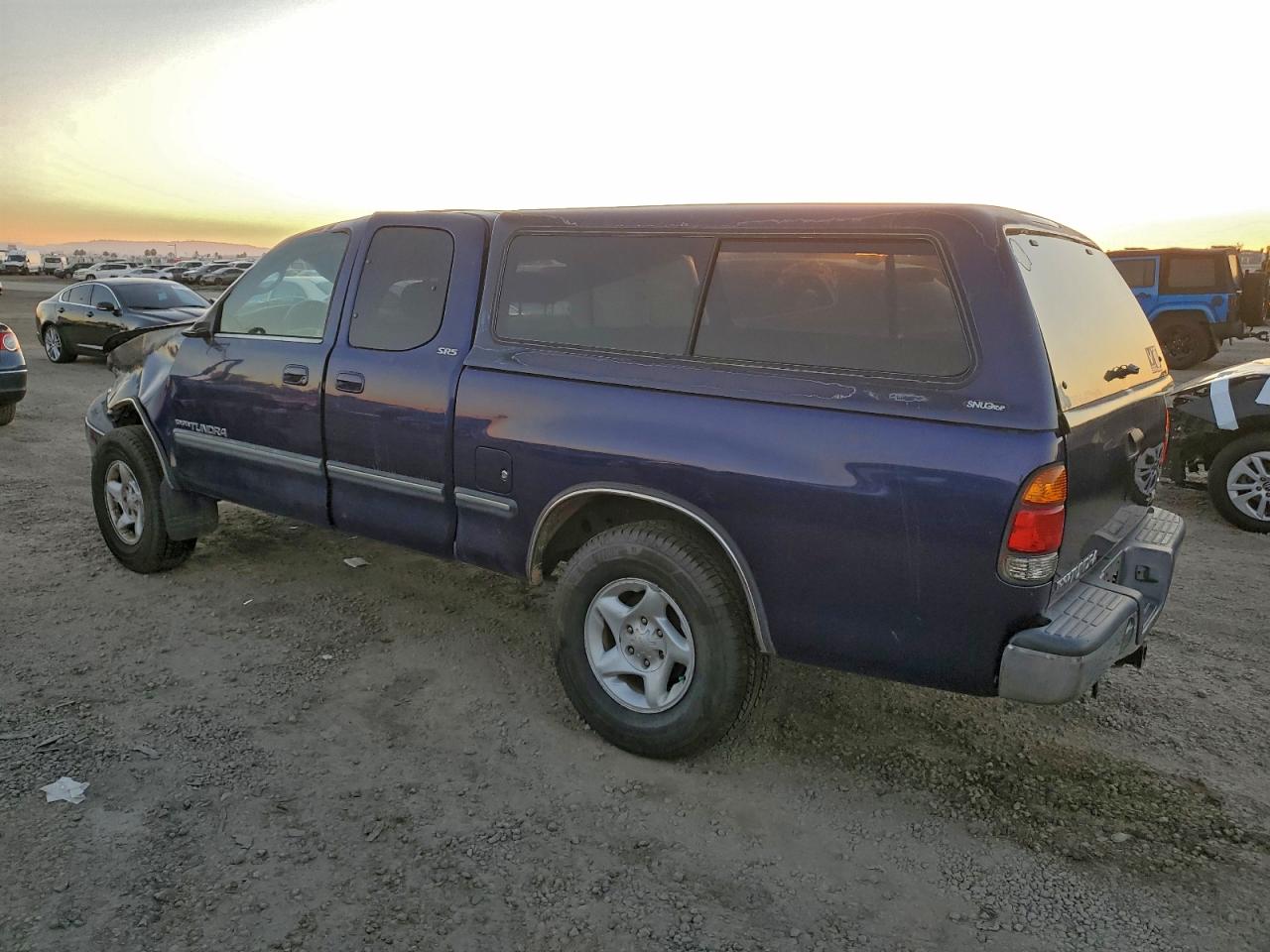 Toyota Tundra Access Cab Image 3