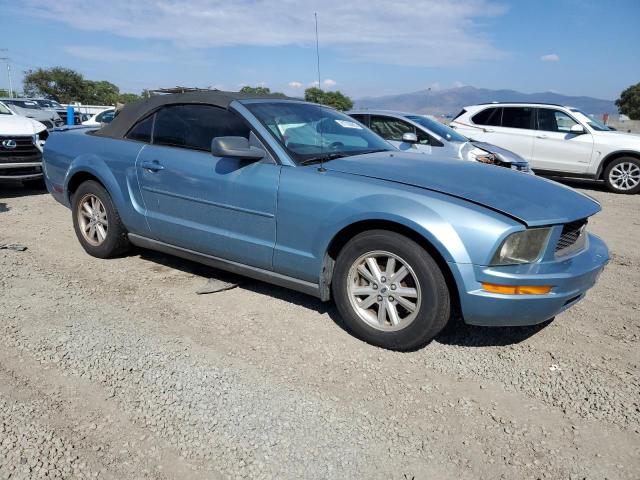 Ford Mustang Image 2