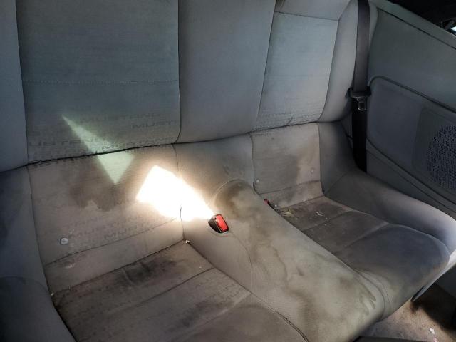 Ford Mustang Image 9