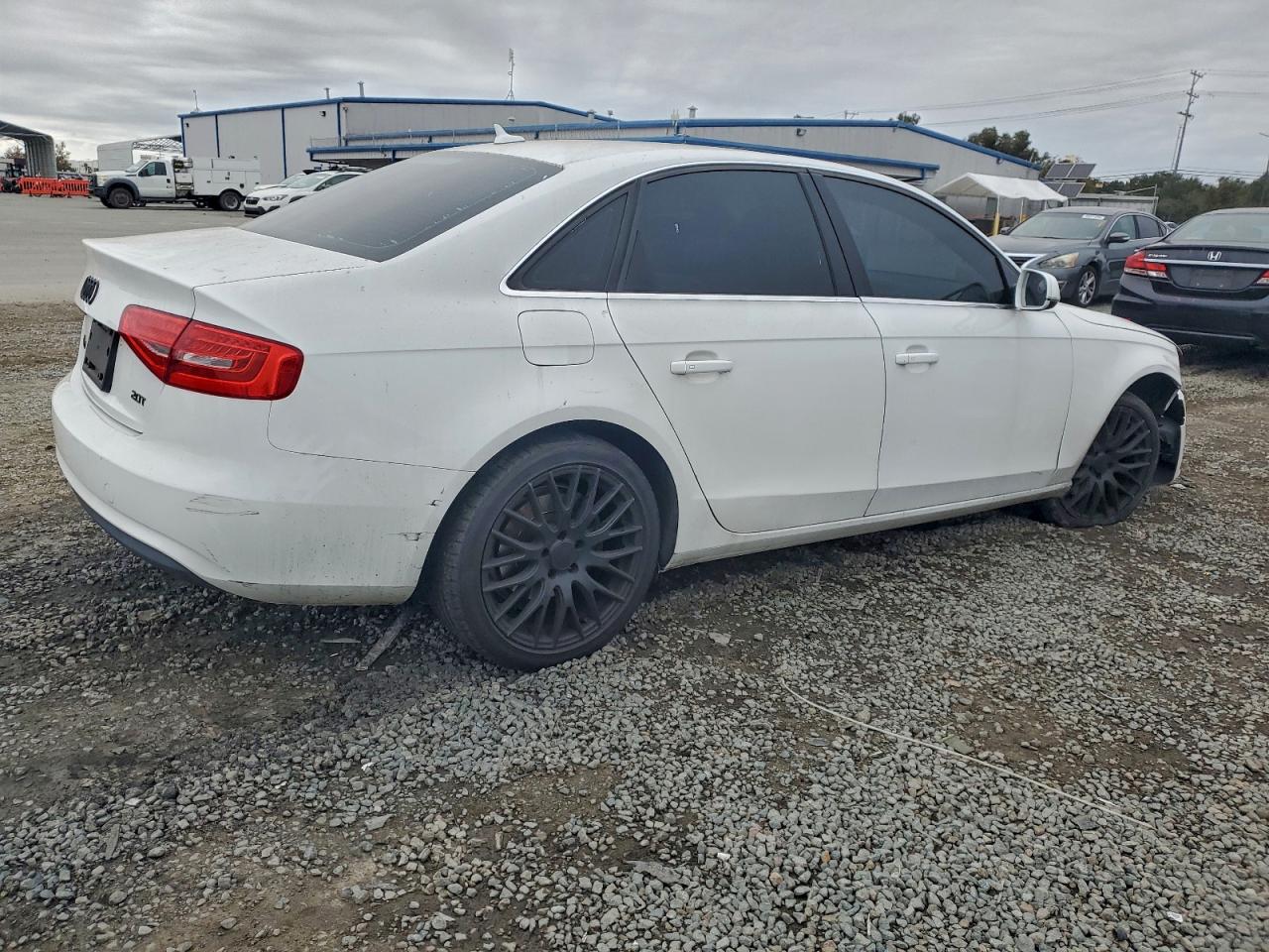 Audi A4 Premium Image 7