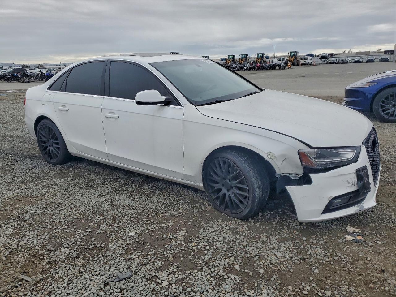 Audi A4 Premium Image 6