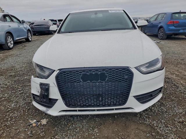 Audi A4 Premium Image 5