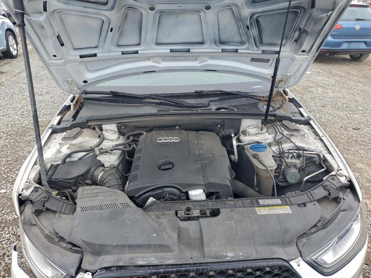 Audi A4 Premium Image 12